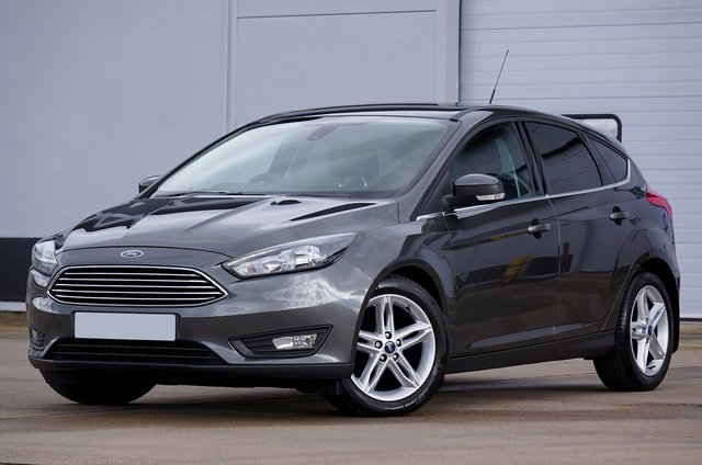Can you drive left hand drive cars in uk | Left hand drives Plc